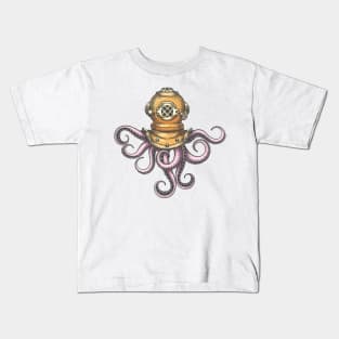 Engraving Tattoo of Octopus in Retro Diving Helmet Kids T-Shirt